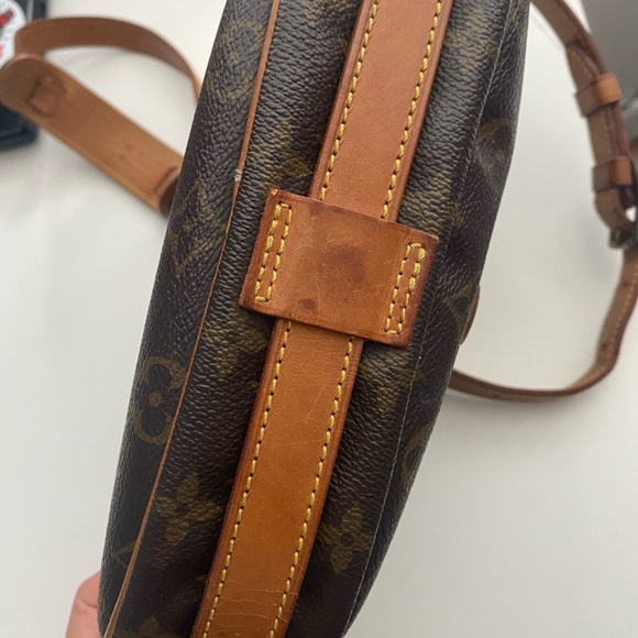 Louis Vuitton Jeune Fille GM - Picture 7 of 8